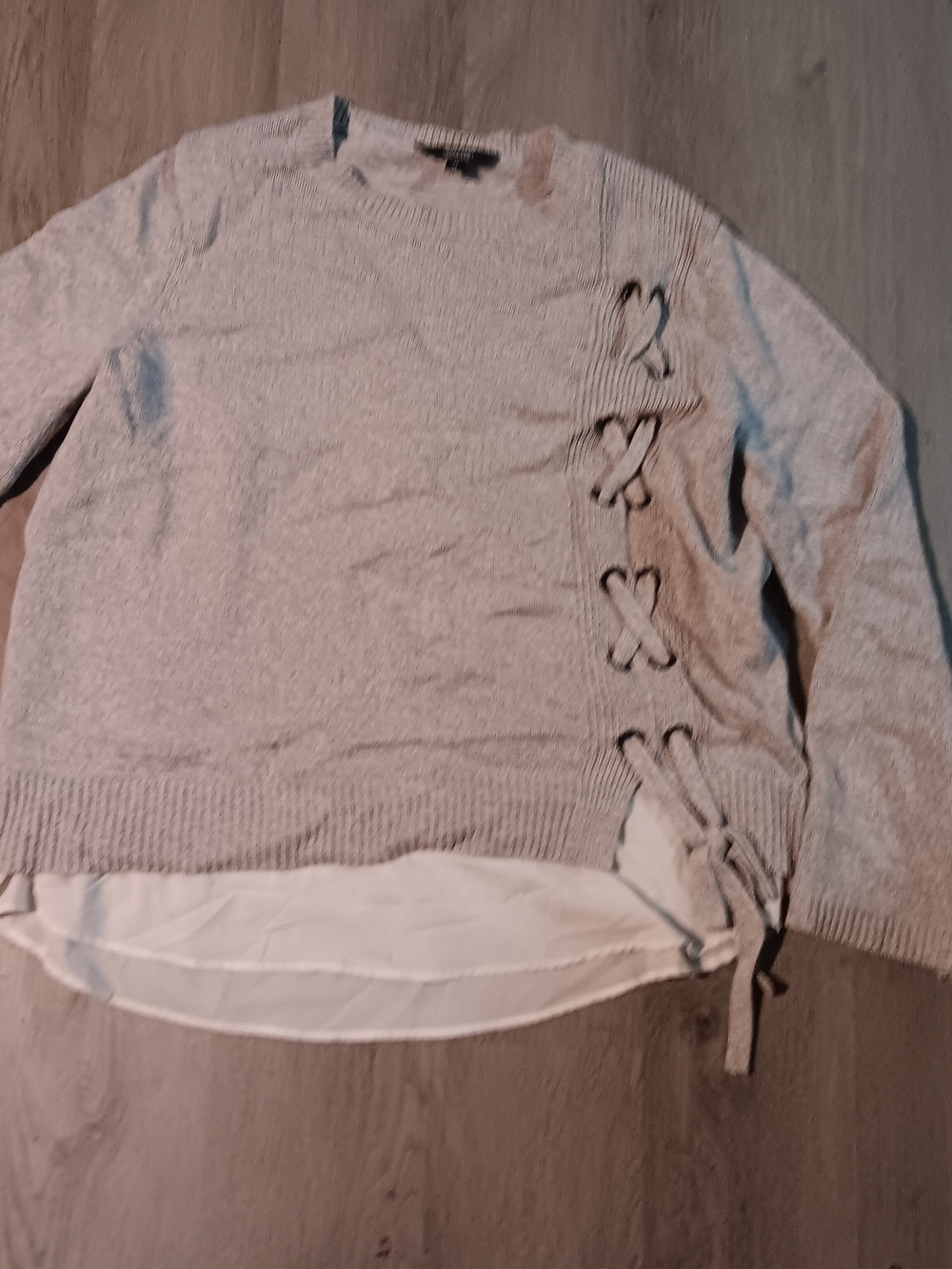 Simply Vera Vera Wang Light Gray Lace-Up Hem Crewneck Sweater
